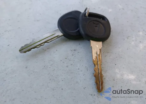 2004 Pontiac Grand Am Se1 z USA, uszkodzony, nr VIN 1G2NF52E24M665589